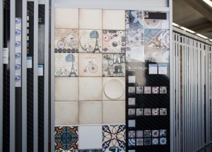 Exposición de azulejos rústicos de estilo vintage en Buenavista